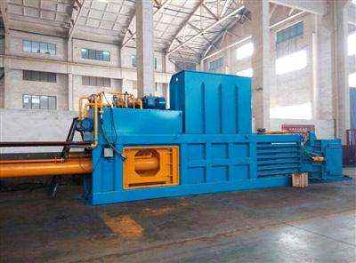 大型打包機(jī)