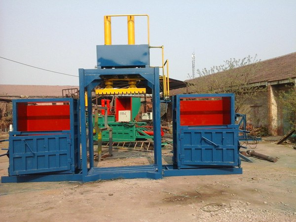 大型纏繞打包機