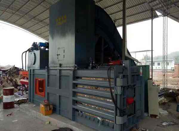 新型鋼鐵打包機