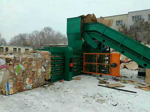 全自動(dòng)廢金屬打包機(jī)