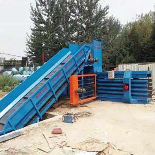 半自動(dòng)鋼鐵打包機(jī)