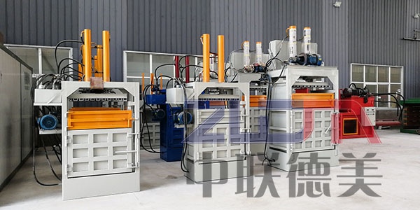 全自動(dòng)纏繞打包機(jī)