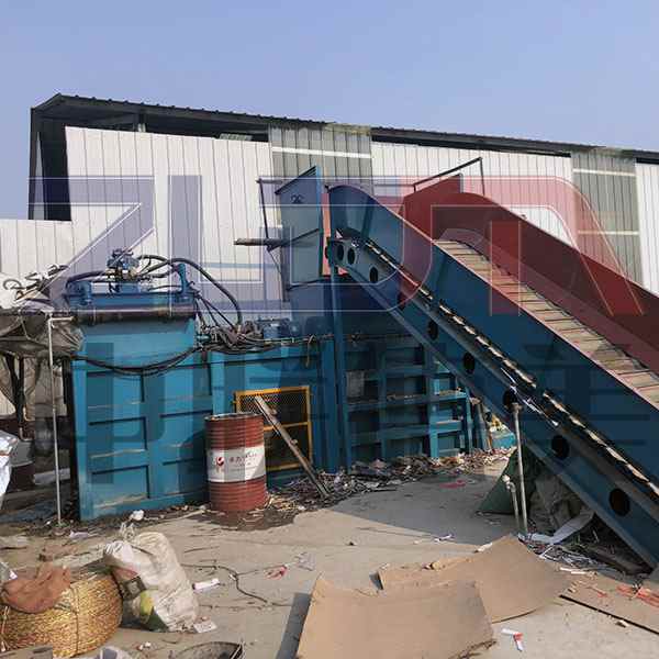 秸稈打包機(jī)