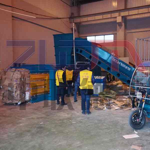 彩鋼瓦打包機(jī)