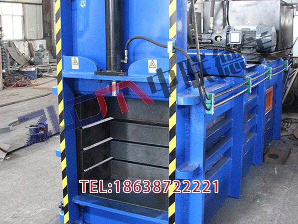 吉林半自動(dòng)打包機(jī)設(shè)備